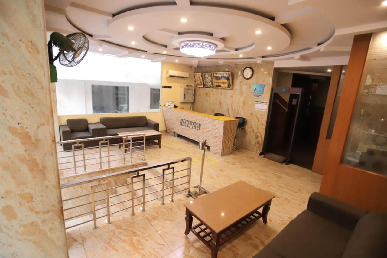 Hotel Aries New Delhi Exterior photo